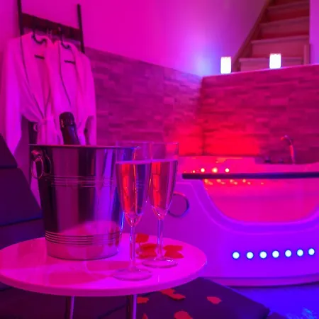 Love Room - Suite romantique avec spa privatif Le Puy-en-Velay Extérieur photo
